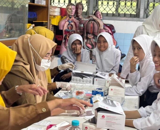 UPTD Puskesmas Simpang IV Sipin Gelar Cek Kesehatan Gratis untuk Siswa SMP Negeri 17 Kota Jambi