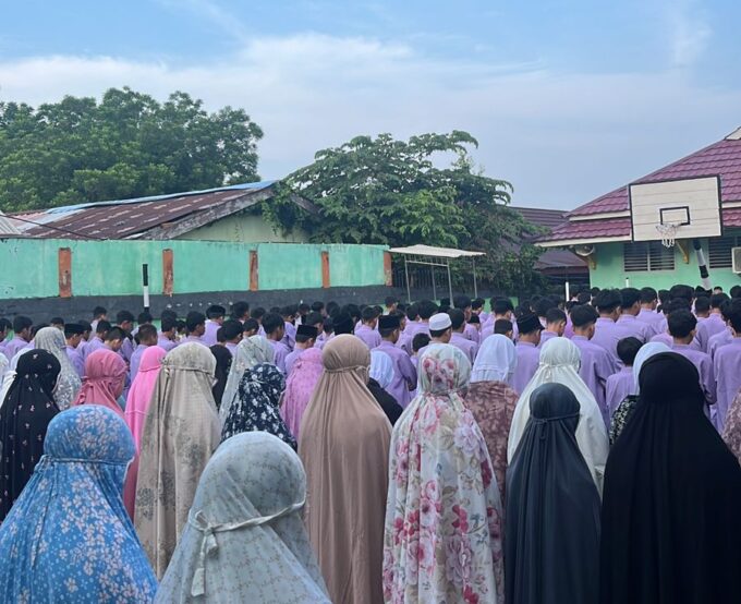 Kegiatan Jum'at "BERSIH, SEHAT. BERKAH "