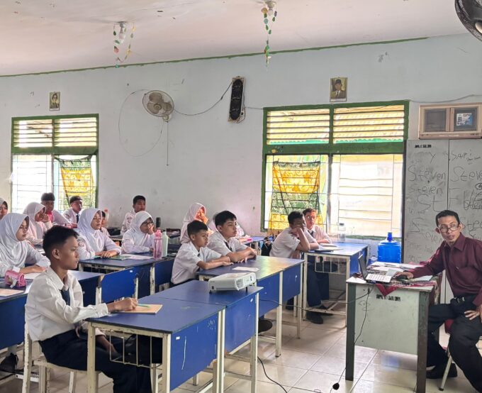 Kegiatan Lesson Study di kelas VIII D 3 Selasa, 11 Agustus 2026